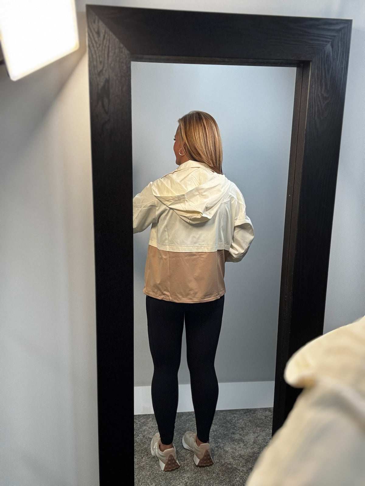Neutral Lover’s Essential Zip Up Jacket
