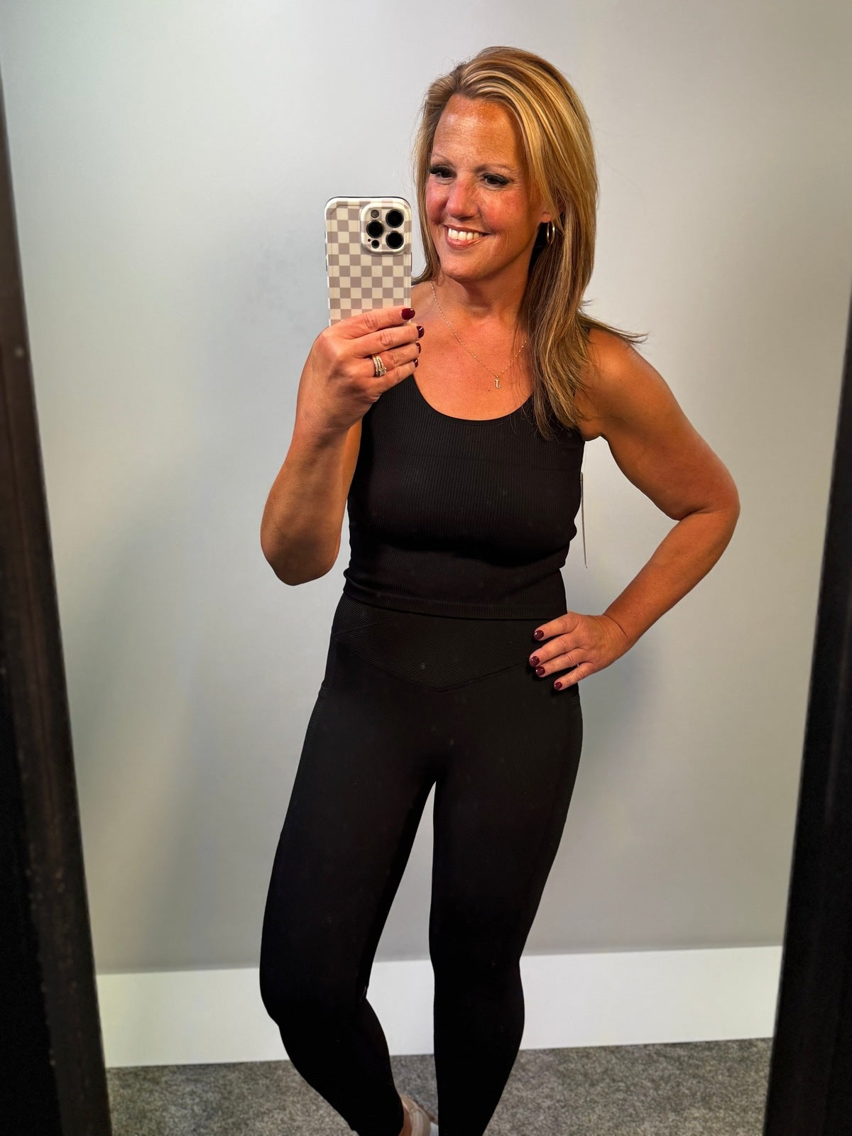 Seamless Reversible Tank in Black