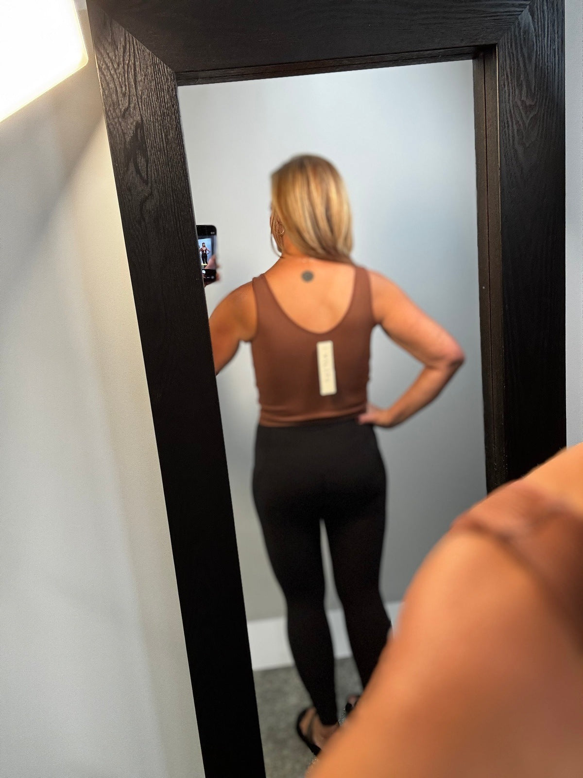 Seamless Reversible Tank in Coffee
