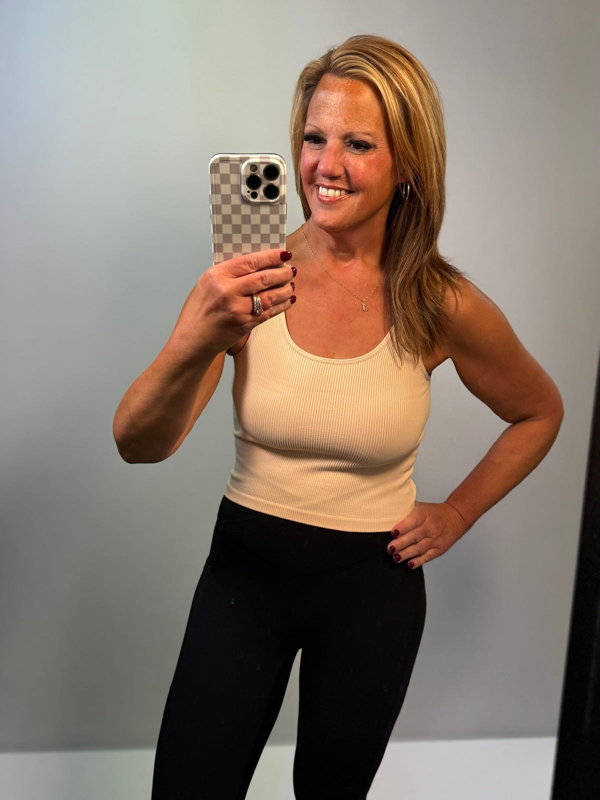 Seamless Reversible Tank in Vanilla Cream Pale Blush