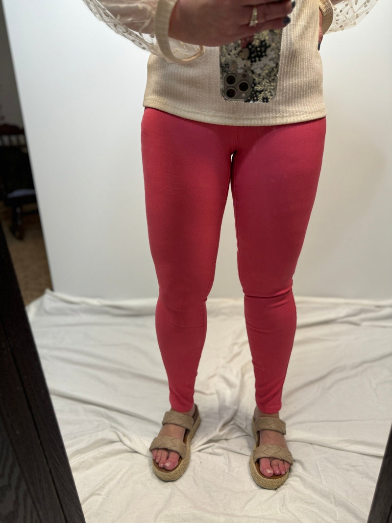 Magic Pants - Skinny Midrise in Shell Pink