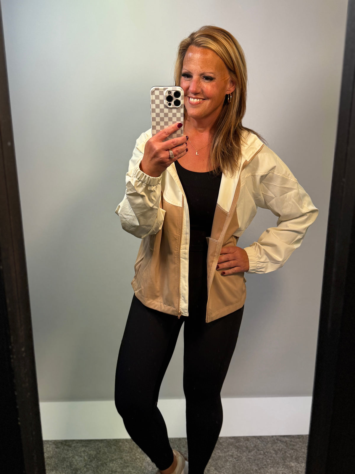 Neutral Lover’s Essential Zip Up Jacket