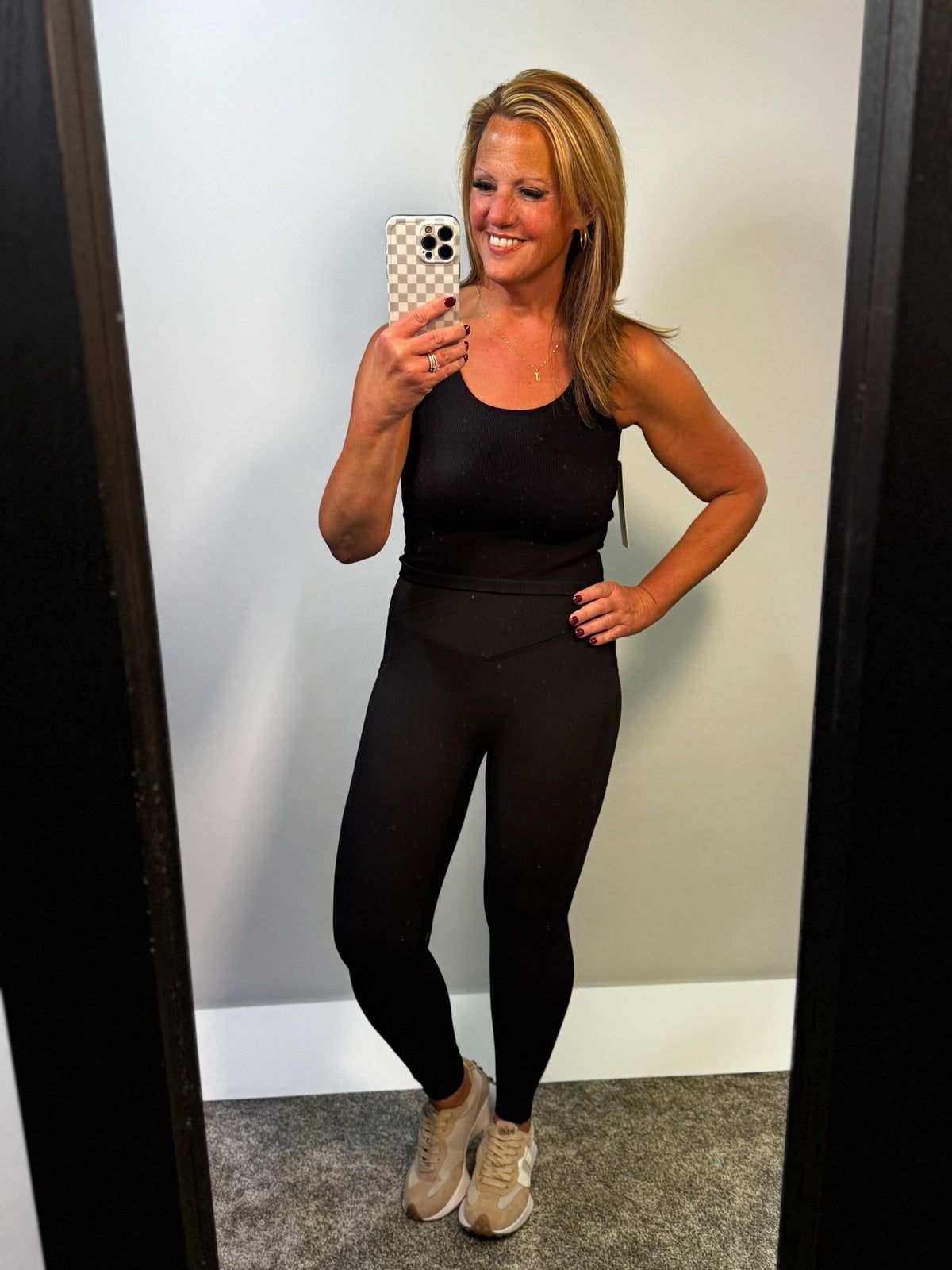 Seamless Reversible Tank in Black