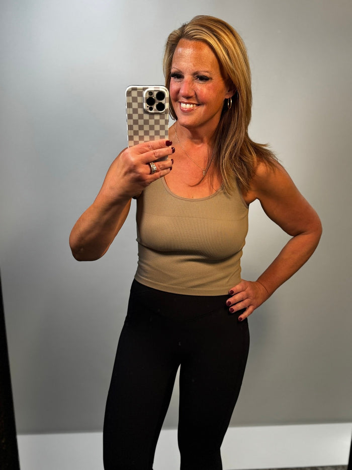 Seamless Reversible Tank in Mocha