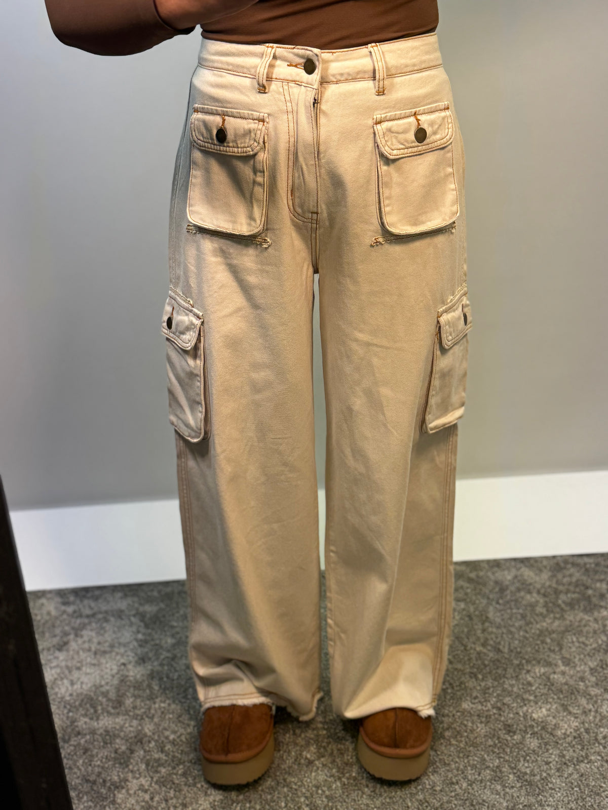 POL SMP538 Pale Almond