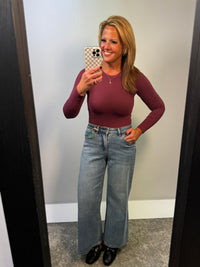 Seamless Essential Long Sleeve Top Plum