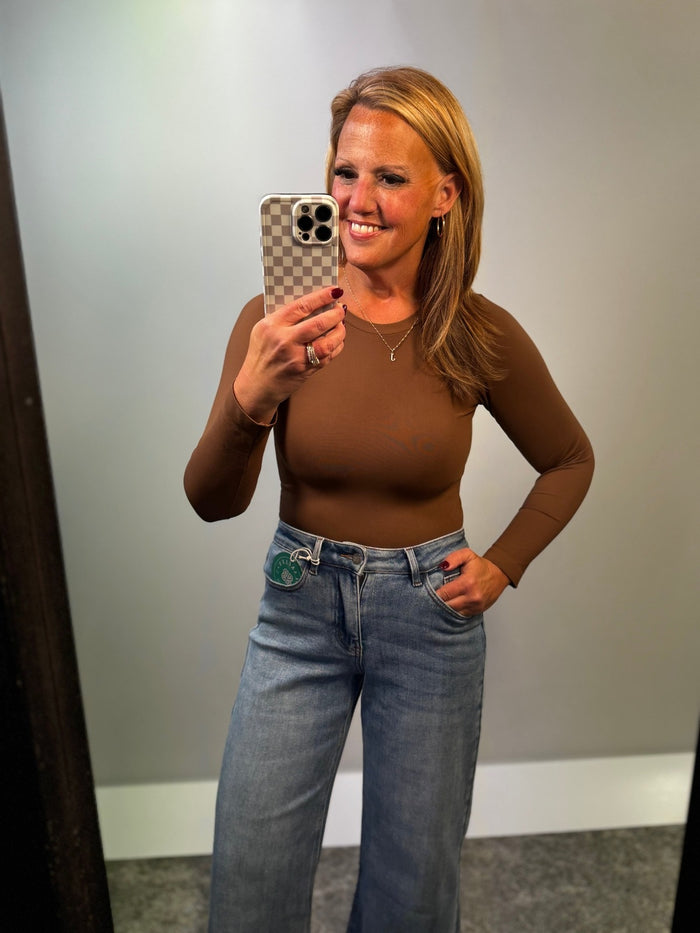 Seamless Essential Long Sleeve Top Coffee Brown