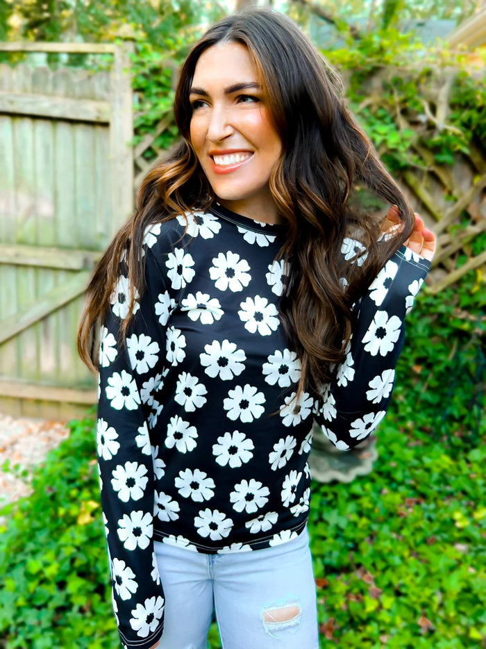 Delia Daisy Print Long Sleeve Top in Black MATERIAL NEEDED